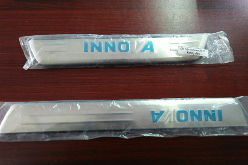 Làm từ chất liệu inox cao cấp, khả năng chịu lực, chịu nhiệt tốt, độ bền cao