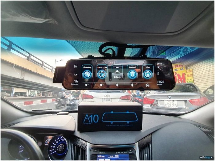 Đáp ứng đầy đủ những yêu cầu về một chiếc camera hành trình hiện đại